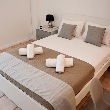 Comfy House In Varkiza ภายนอก รูปภาพ